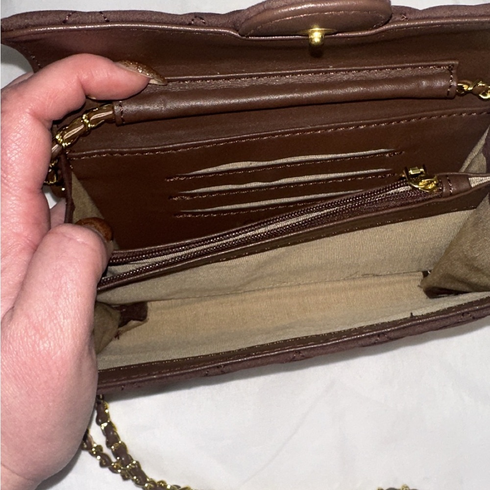 Chanel suede wallet on chain - Picture 5 of 11